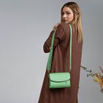 Bolsa Stella Tiracolo Mr. Gutt em Couro Legítimo Verde Limão - Ref-B815-Verde limão