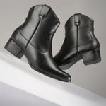 17801 COMFORT PRETO WESTERN 