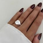 ANEL CRAVEJADO ZIRCÔNIA CRISTAL LETRA A PRATA 925