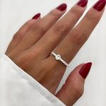 ANEL ZIRCÔNIA CRISTAL LETRA C PRATA 925