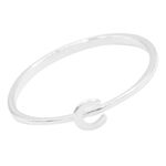 ANEL LISO LETRA C PRATA 925