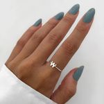 ANEL LISO LETRA W PRATA 925