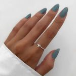 ANEL LISO LETRA Y PRATA 925