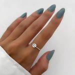 ANEL REDONDO LETRA G PRATA 925 