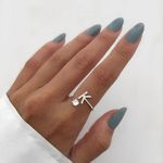 ANEL REGULÁVEL LETRA CRAVEJADO ZIRCÔNIA CRISTAL PRATA 925