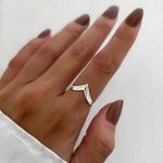 ANEL V LISO PRATA 925