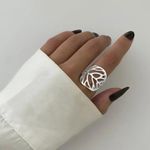 ANEL LISO FOLHA PRATA 925