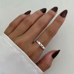 ANEL ABAULADO CORAÇÕES VAZADO PRATA 925