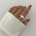 ANEL COM ZIRCÔNIAS CRISTAIS PRATA 925