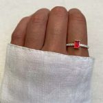 ANEL ZIRCÔNIA VERMELHA E CRISTAL PRATA 925