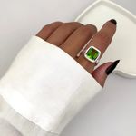 ANEL QUADRADO ZIRCÔNIA VERDE CLARO PRATA 925