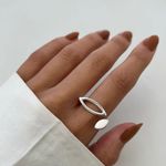 ANEL OVAL REGULÁVEL PRATA 925