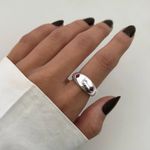 ANEL ABAULADO CORAÇÃO CRISTAL / ROSA PRATA 925