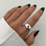 ANEL ABAULADO CORAÇÃO VERDE / CRISTAL PRATA 925