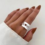 ANEL QUADRADO LOVE VAZADO PRATA 925