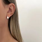 BRINCO TRIÂNGULO CLICK CRAVEJADO PRATA 925