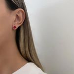 BRINCO QUADRADO ZIRCÔNIA VERMELHA PRATA 925