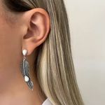 BRINCO PENA INDIANO PEDRA BRANCA PRATA 925