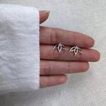 BRINCO TRABALHADO LISO PRATA 925