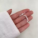 BRINCO FLOR ZIRCÔNIA CRISTAL PRATA 925 