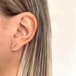 BRINCO CURVA COLOR PRATA 925