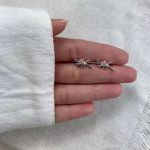 BRINCO DE LAÇO ZIRCÔNIA COLORIDA PRATA 925