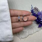 BRINCO ARGOLINHA TARRAXA CRUZ SAFIRA PRATA 925