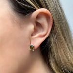 BRINCO RETANGULAR ZIRCÔNIA VERDE PRATA 925