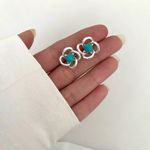 BRINCO DE FLOR COM BOLA TURQUESA PRATA 925