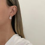 BRINCO GOTA E QUADRADO ZIRCÔNIA VERDE E ROSA PRATA 925