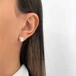 BRINCO BOLA PÉROLA PALITO LISO PRATA 925