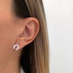 BRINCO FERRADURA CRAVEJADO ZIRCÔNIA COLORIDA PRATA 925