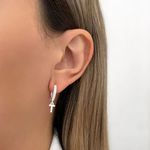 BRINCO ARGOLA CLICK LETRA PENDURADO ZIRCÔNIA CRISTAL PRATA 925