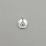 PINGENTE MEDALHA REDONDO TRIÂNGULO VAZADO PRATA 925
