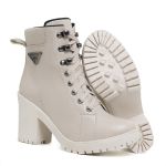 Bota Coturno Feminino Com Cadarço Plataforma Tratorada Elegante Off White