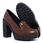 Mocassim Feminino Oxford Salto Alto Com Metal Cappuccino