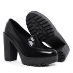 Mocassim Feminino Oxford Salto Alto Com Metal Preto Verniz