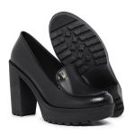Mocassim Feminino Oxford Salto Alto Com Metal Preto