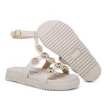 Sandália Papete Aranha Birken Flat com Esferas Off White