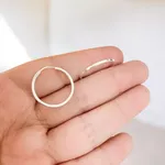 ARGOLA REDONDA FIO QUADRADO M