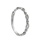 ANEL APARADOR LISO OVAL PRATA 925