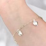 PULSEIRA 5 PINGENTE CORAÇÃO PRATA 925