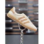Adidas Gazelle creme com marrom