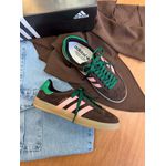 Adidas Gazelle Marrom com rosa