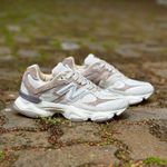 tenis new balance 9060 BEGE/TAUPE