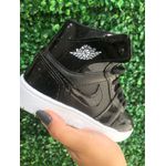 Jordan Infantil Cano Alto Preto Verniz 