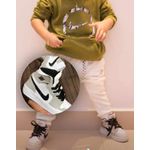Tênis Botinha Jordan Cinza e Branco