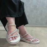 Sandália Feminina Papete Casual Tiras Finas Strass Fivelinha - OFF WHITE