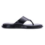 Sandália Feminina Flat Plataforma Dedo Tiras Robustas Largas Confortável - Preta Verniz