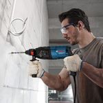 Martelete Perfurador GBH 2-24D 820W 127V c/ Maleta Bosch